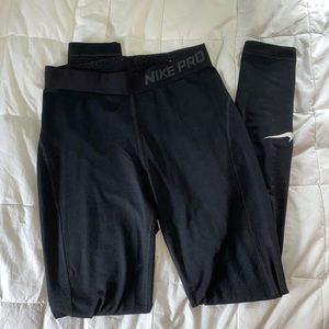 Nike pro compression thermal leggings